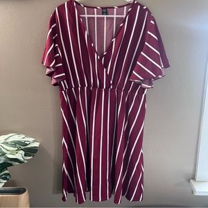 New SHEIN LUNE Plus Deep V-neck Striped Surplice Dress - Size 2XL - Burgundy